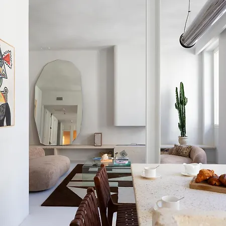 Superbe Loft Moderne En Plein Centre *