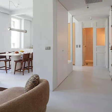 Appartement Superbe Loft Moderne En Plein Centre