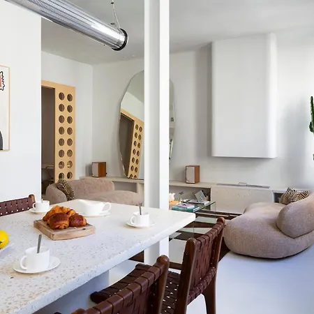 Superbe Loft Moderne En Plein Centre *